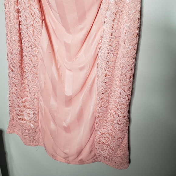 🌸 Pink Lace Lined Midi Dress 🌸 - Picture 7 of 8